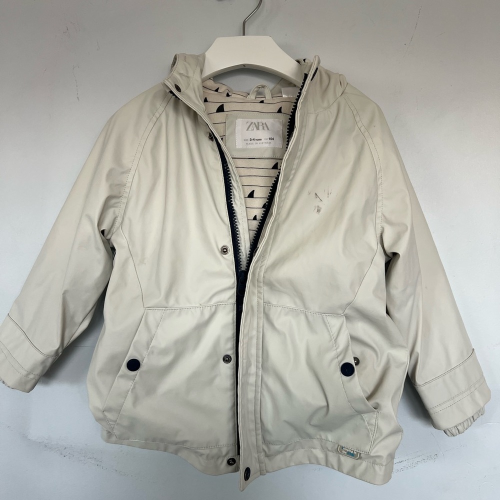 Zara size 3-4 raincoat